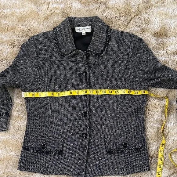 St. JOHN COLLECTION 10 Black White Tweed 3/4 Sleeve Metallic Fringe Trim Jacket - Picture 10 of 15